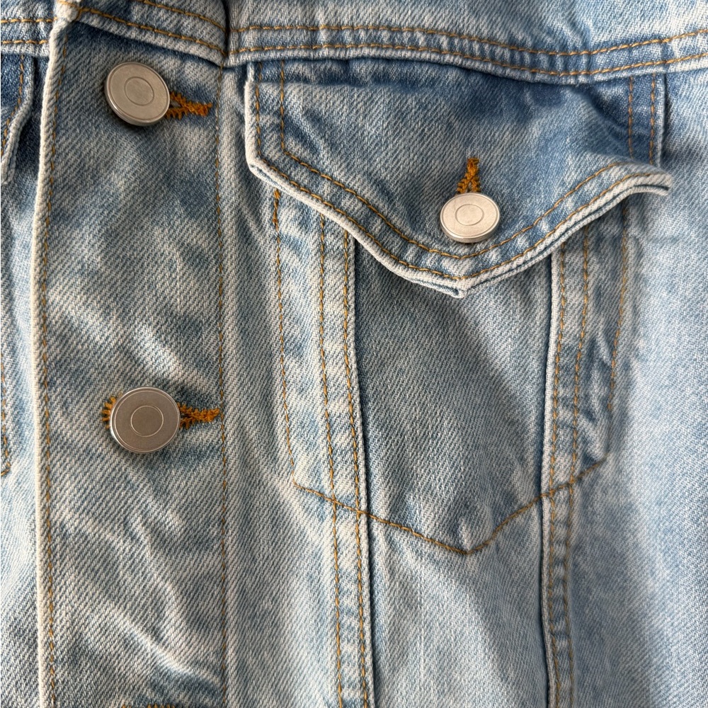Denim Jacket - Women's Classic Jean Jacket size L - Picture 8 of 8